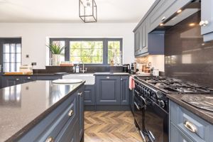 Kitchen- click for photo gallery